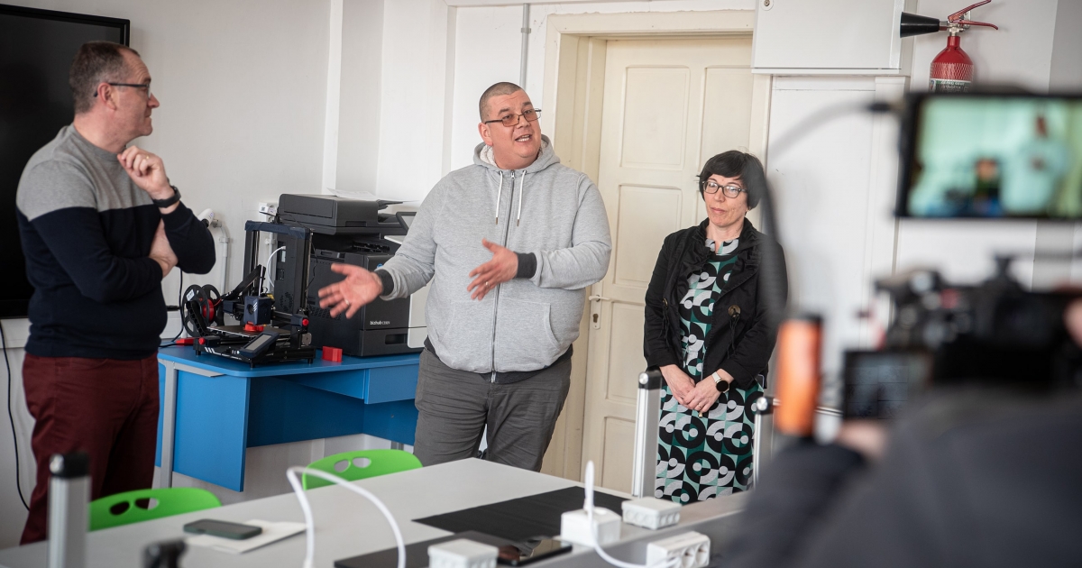 Új digitális eszközökkel javítanák az oktatás minőségét